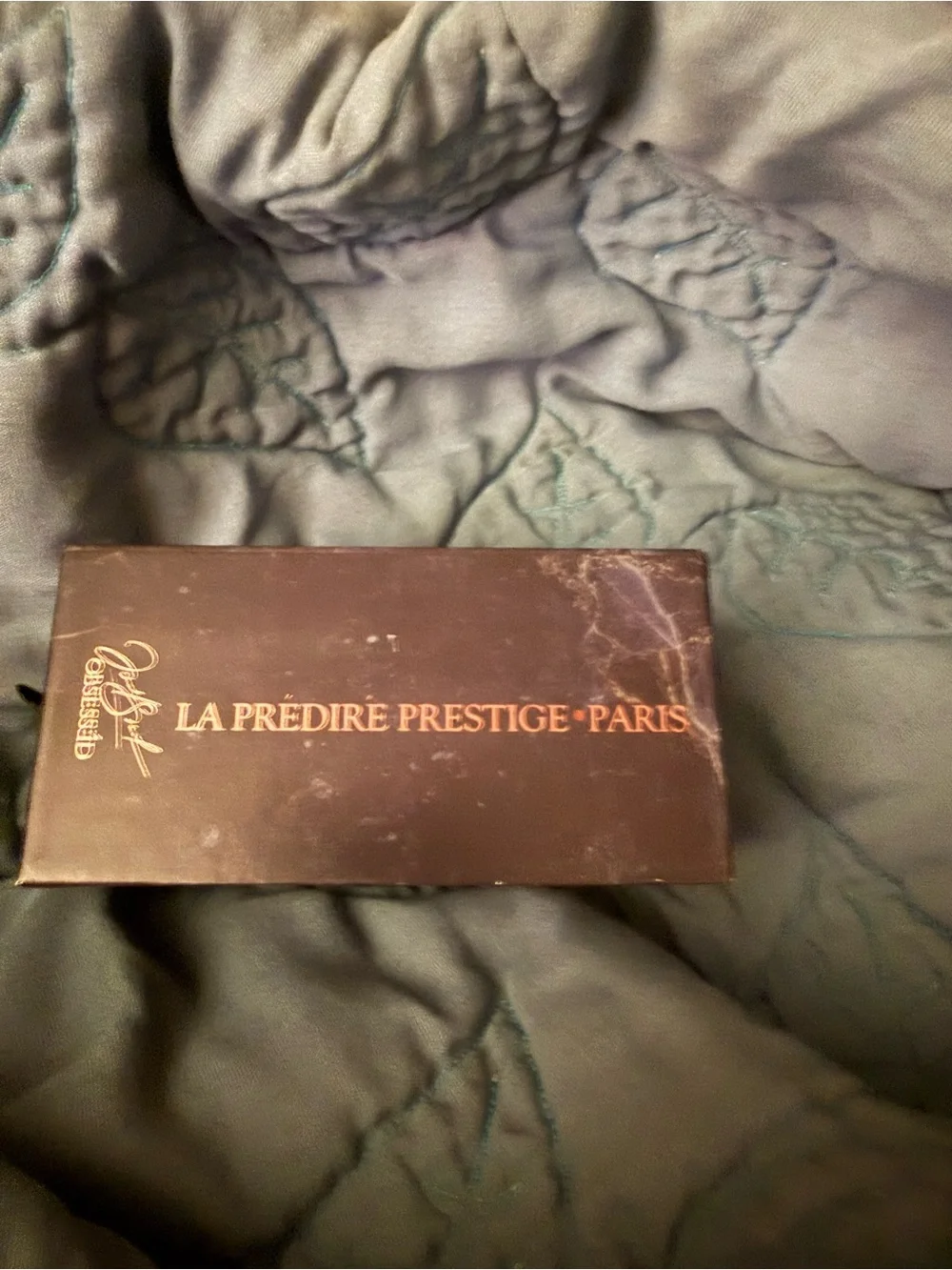 14k gold deep hydrating moisturizer